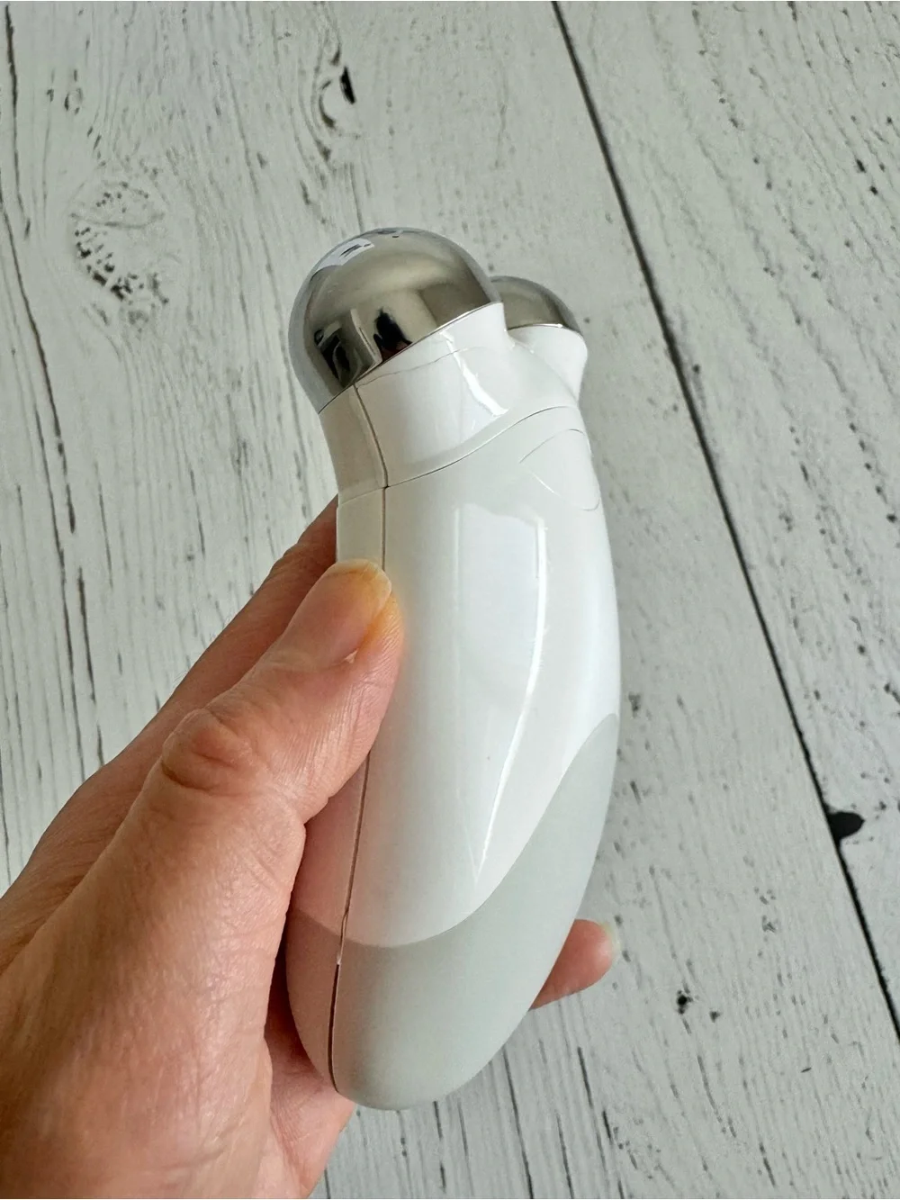 Nuface - Trinity Microcurrent facial device